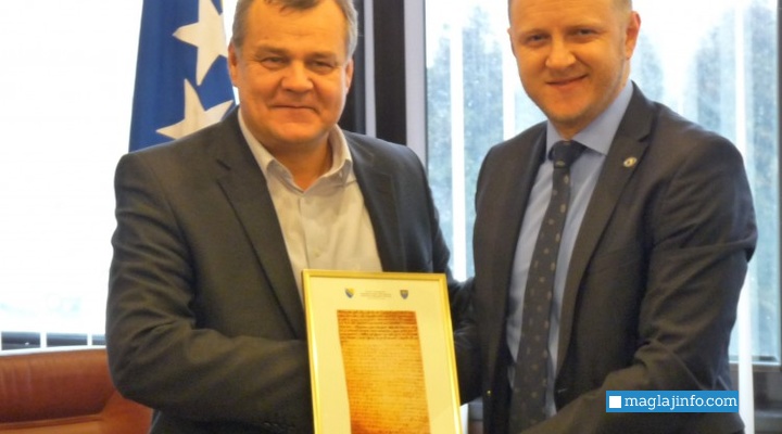 Sarajlić zvanično preuzeo poziciju predsjedavajućeg Skupštine ZDK